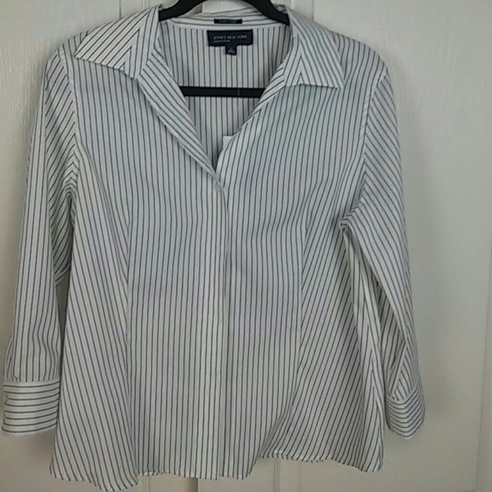Jones New York blouse
